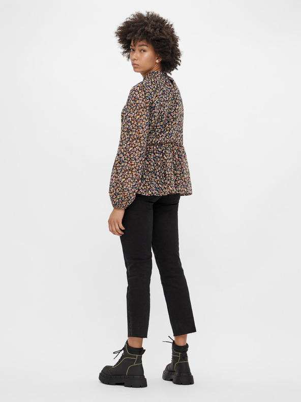 Pieces Črne ukrojene kavbojke ravnega kroja Pieces Luna