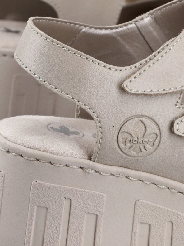 Rieker Bežni ženski sandali s klinom Rieker