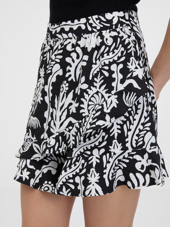 Orsay Črne ženske kratke hlače z volančki ORSAY