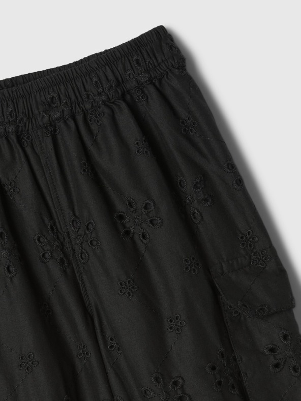 GAP Baby čipkované cargo nohavice GAP