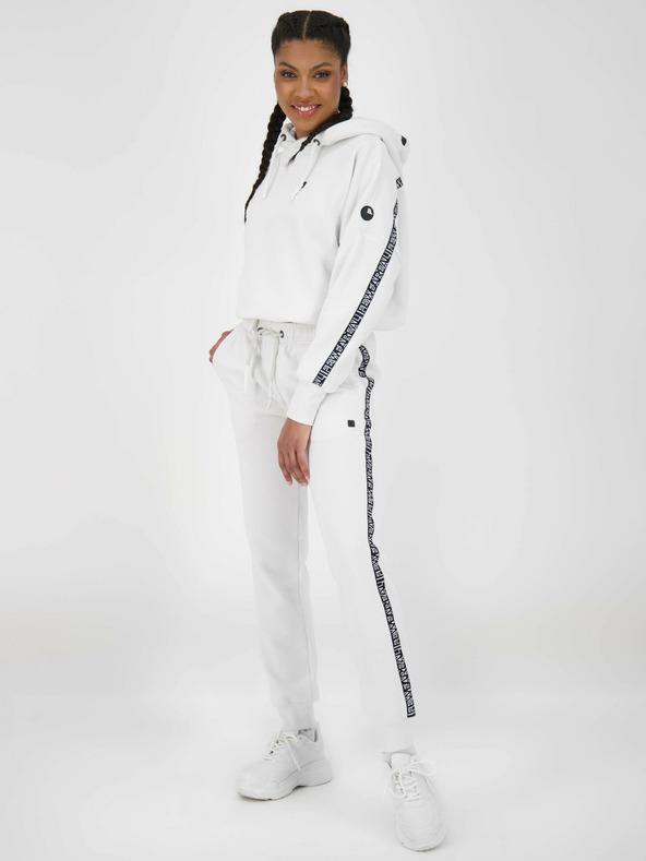 Alife and Kickin Bele ženske trenirke s pentljo Alife and Kickin