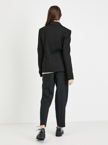 Guess Marion Suknjič