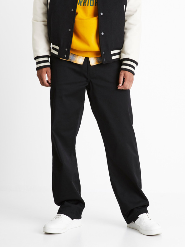 Celio Črne moške ohlapne hlače Celio Coloose1