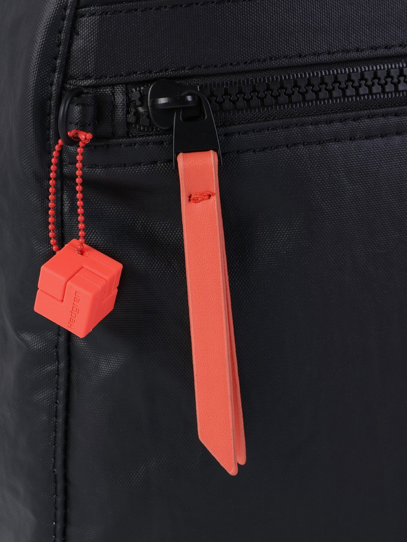 Hedgren Črn ženski nahrbtnik Hedgren Vogue S