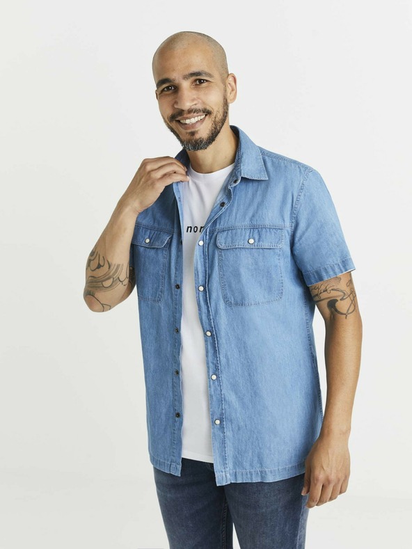 Celio Modra moška srajca iz džinsa z žepi Celio