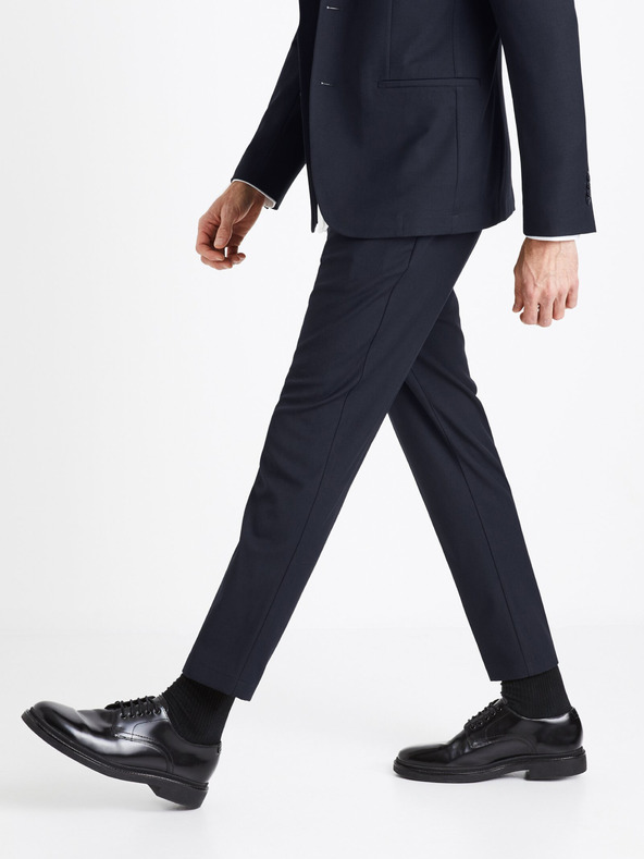 Celio Temno modre moške oprijete hlače Celio Coseverin