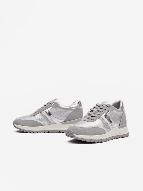 Geox Srebrni ženski čevlji Geox Desya