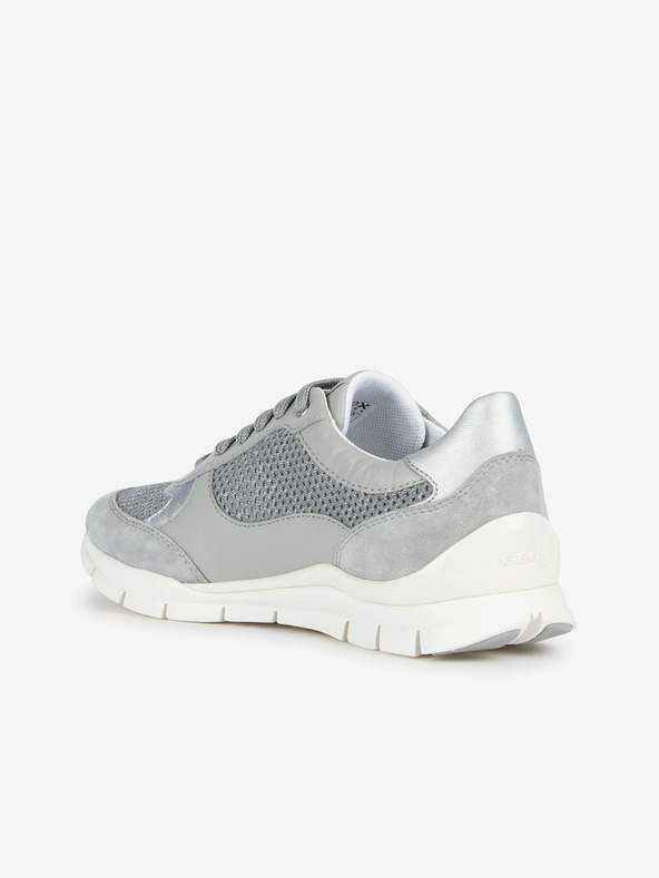 Geox Sive ženske superge z usnjenimi detajli Geox Sukie