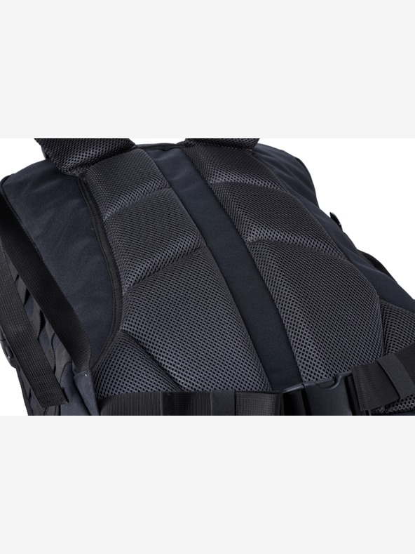 CabinZero Military 44L Absolute Black Nahrbtnik
