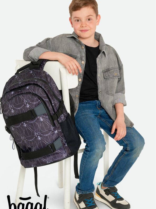 BAAGL  Črni šolski komplet - nahrbtnik, etui, torba Baagl Skate Harry Potter Svetinje smrti