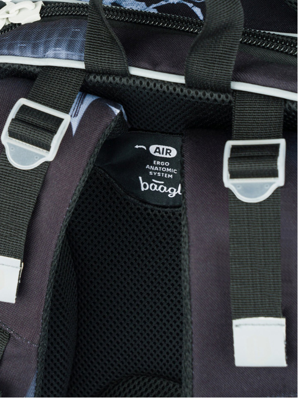 BAAGL  Črni šolski komplet - aktovka, peresnica, torba Baagl Shelly Batman Dark City