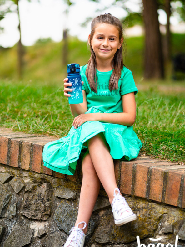 BAAGL  Modra tritanska steklenička za pitje z naklonom metulj, 350 ml Baagl