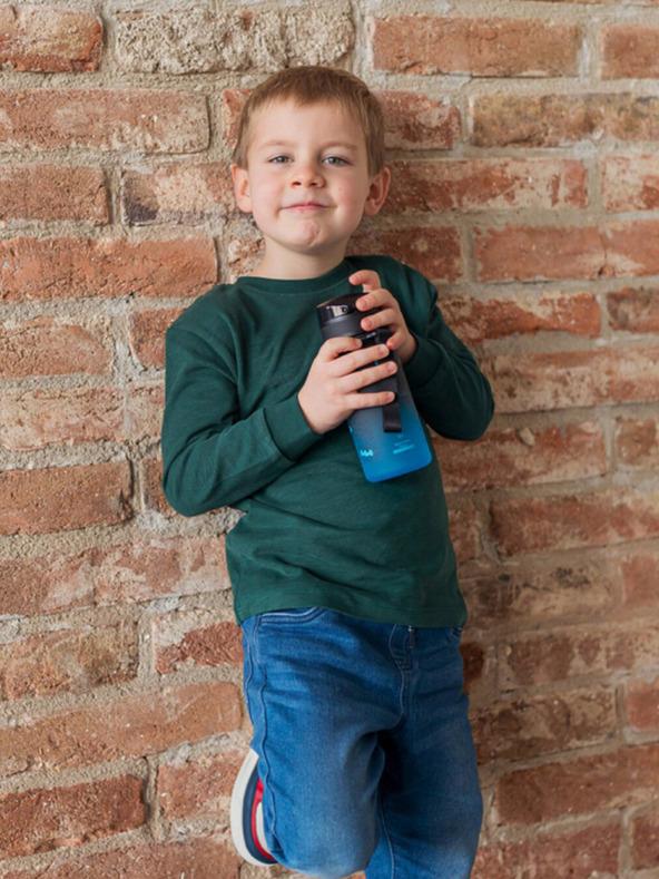 BAAGL  Črna tritanska plastenka za pitje z gradientom batman blue, 350 ml Baagl