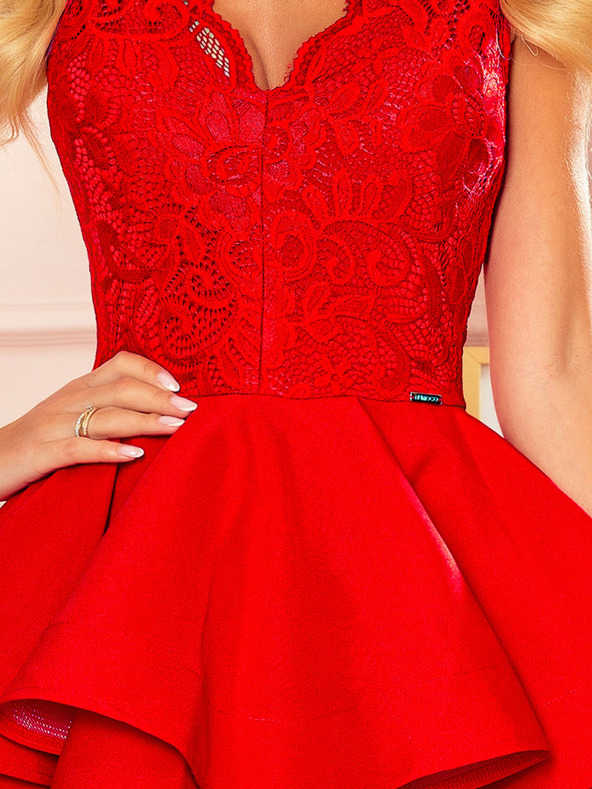 numoco Ekskluzivna obleka s čipkastim izrezom - rdeča Numoco