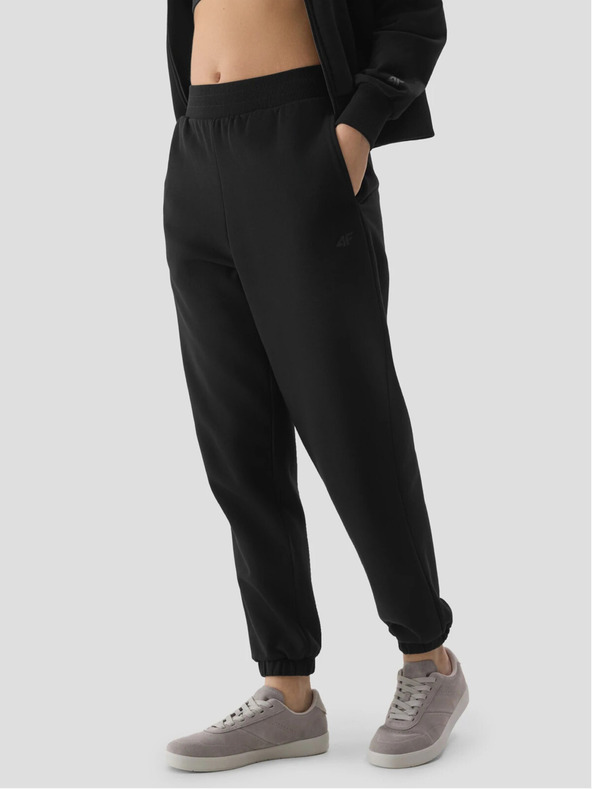 4F Ženske trenirke jogger z organskim bombažem 4F