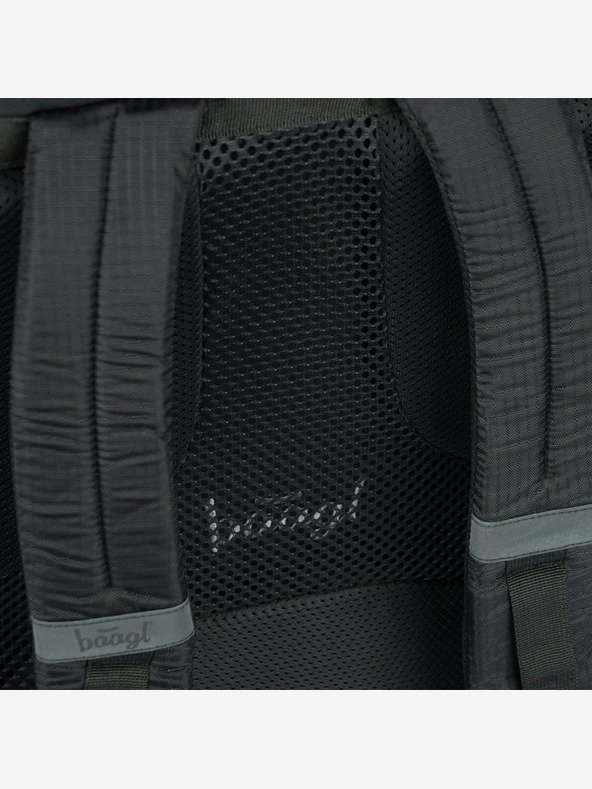 BAAGL  Coolmate Black Nahrbtnik
