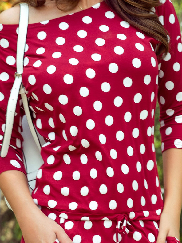 numoco Športna obleka s kravato in žepi - bordo + pikice Numoco