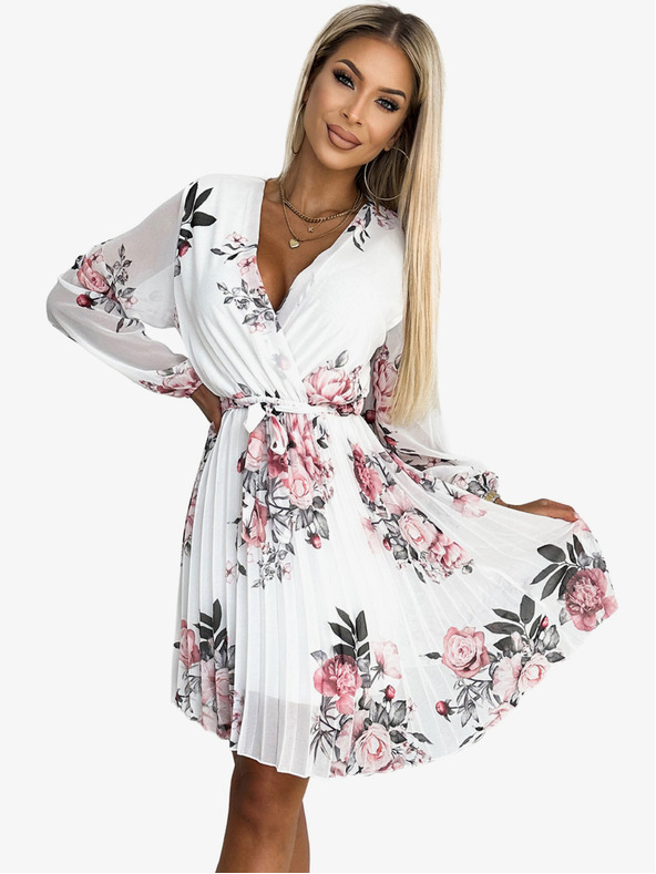 numoco Plisirana obleka z dekoltejem, dolgimi rokavi in pasom - bela z vrtnicami Numoco YSABELv