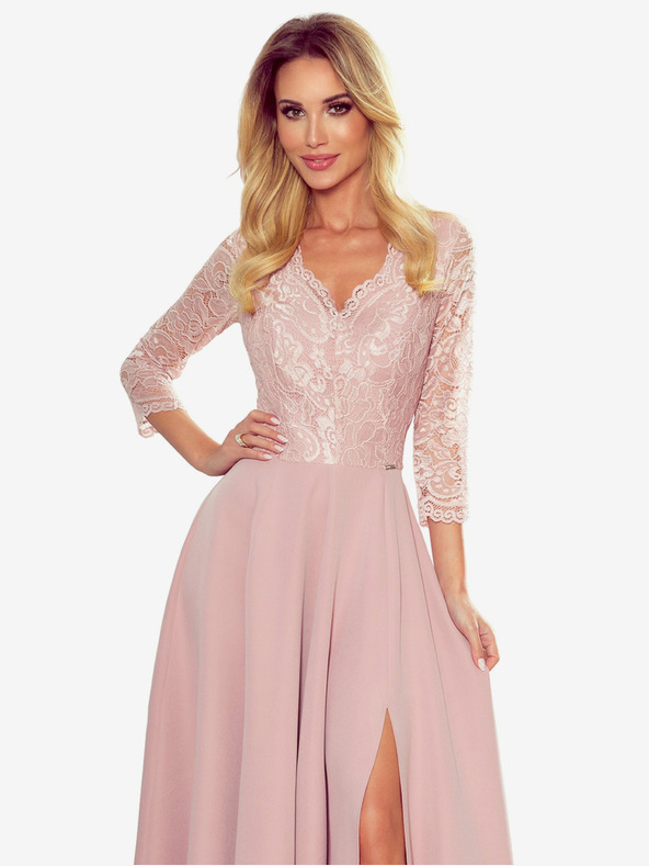 numoco Elegantna čipkasta dolga obleka z dekoltejem - umazano rožnata Numoco AMBER
