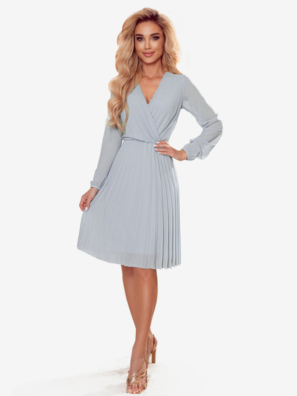 numoco Plisirana obleka z dekoltejem in dolgimi rokavi - siva Numoco ISABELLE