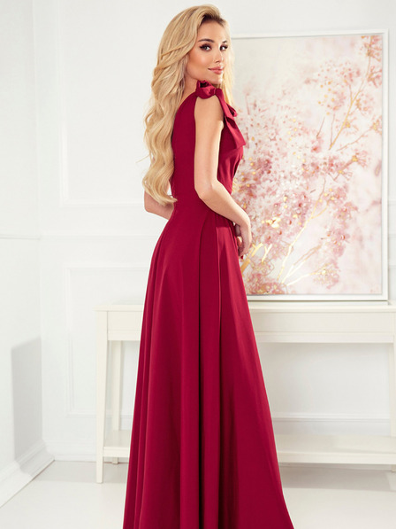 numoco Dolga obleka z izrezom in vezalkami na ramenih - bordo Numoco ELENA