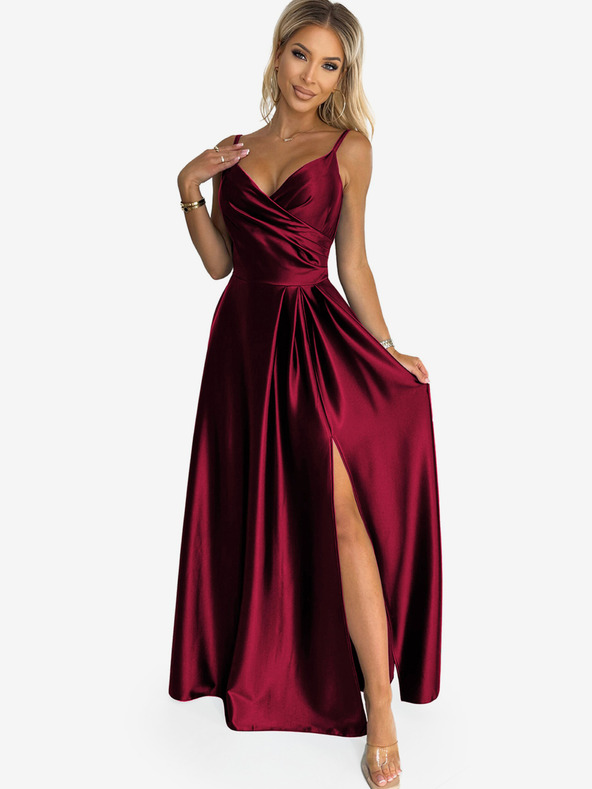 numoco Elegantna maksi obleka brez naramnic iz satena - bordo barve Numoco CHIARA