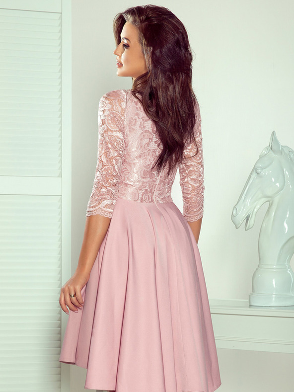 numoco Ekskluzivna obleka s čipko - pudrasto rožnata Numoco NICOLLE