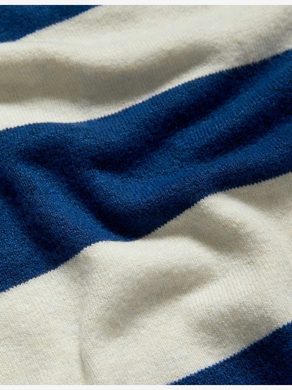 Marks & Spencer Črtast pulover iz zračne preje z vogalom Marks & Spencer modra