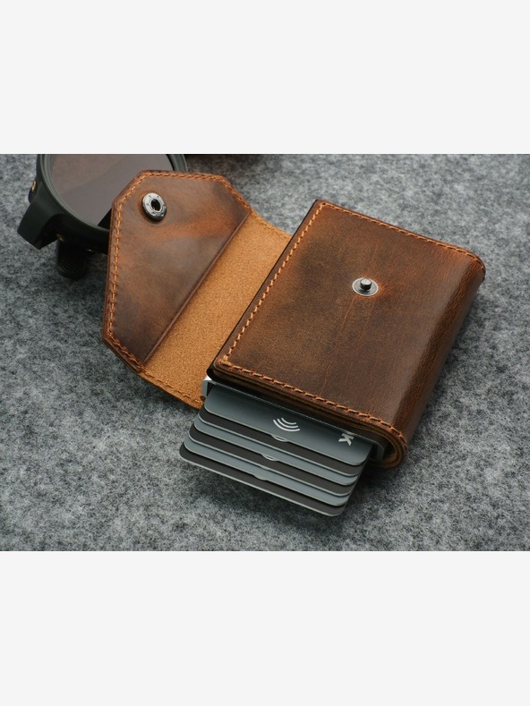 Pularys Pularys moška usnjena denarnica rjave barve