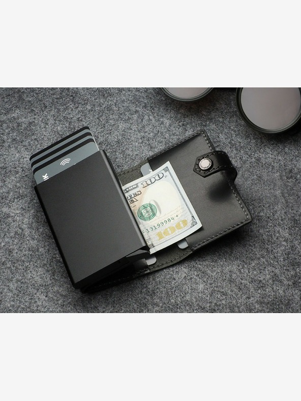 Pularys Pularys Moška usnjena denarnica Hiker in obesek za ključe v darilnem kompletu Black 211314101