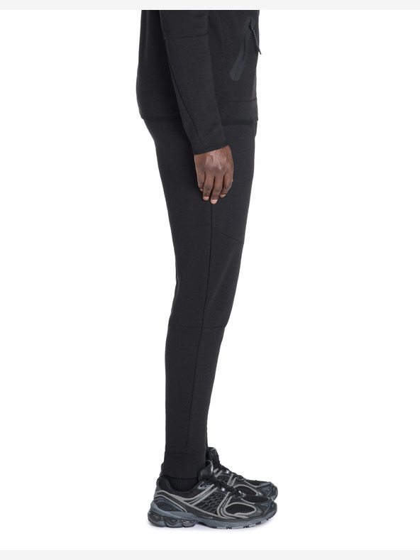 Celio Črne moške trenirke Celio Lonewyoke