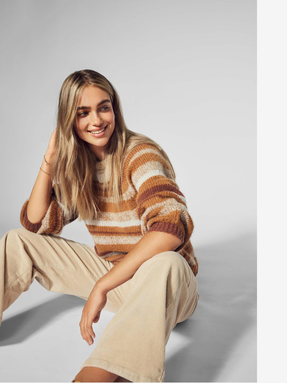 ONLY Bež ženske hlače iz manšestra s širokimi nogami ONLY Hope