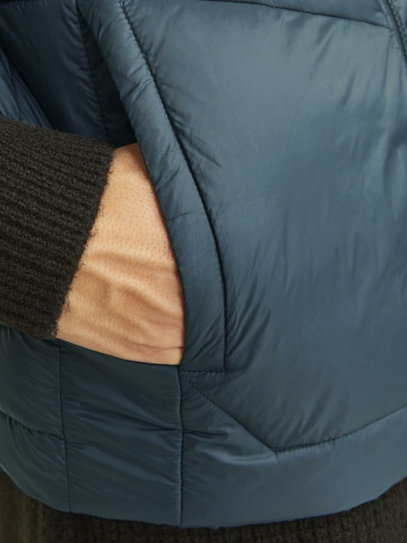 Jack & Jones Črno-modra moška prešita jopica Jack & Jones