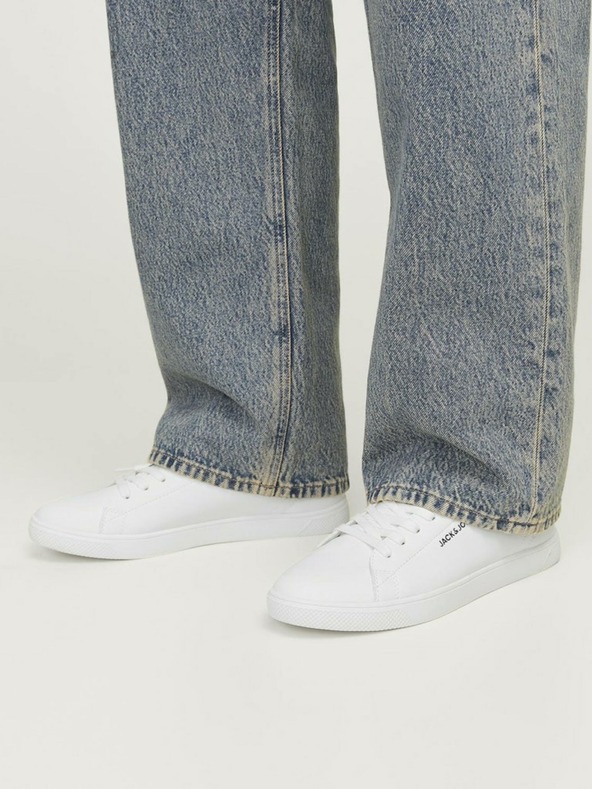 Jack & Jones Bele moške športne copate Jack & Jones Bosley