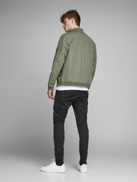 Jack & Jones Črne hlače koničastega kroja Jack & Jones Paul