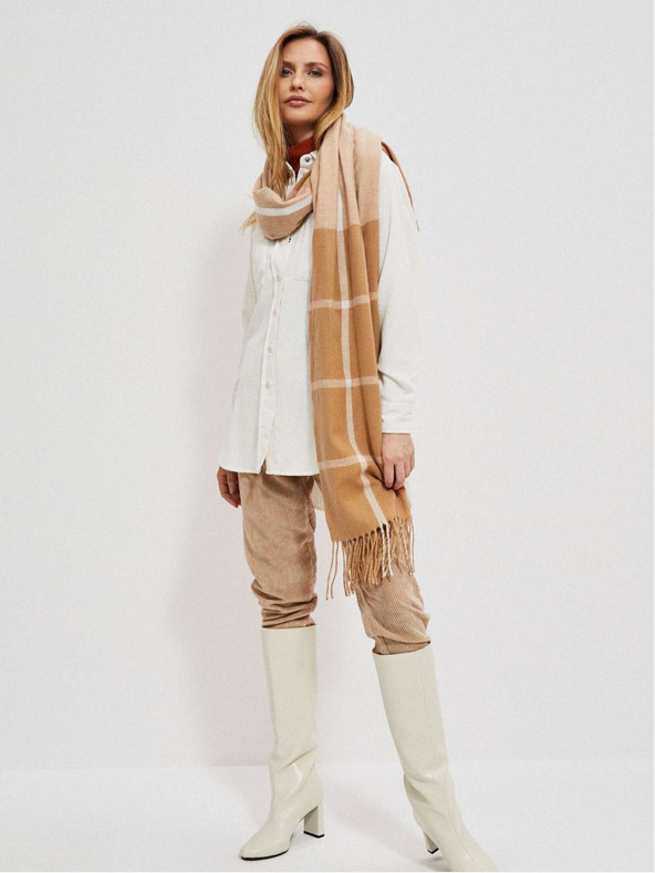 Moodo Kastelasta ruta z obrobami