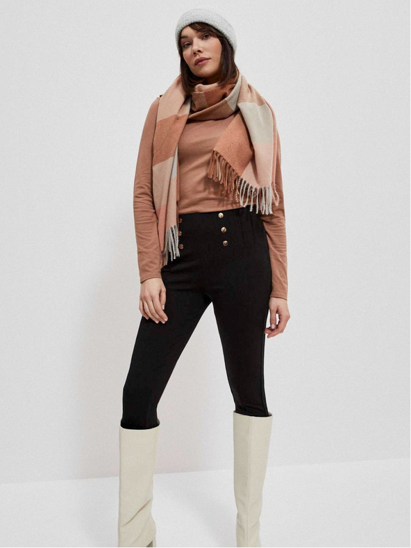 Moodo Kastelasta ruta z obrobami