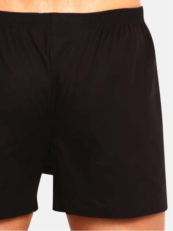 Nedeto Komplet treh moških kratkih hlač v črni barvi Nedeto