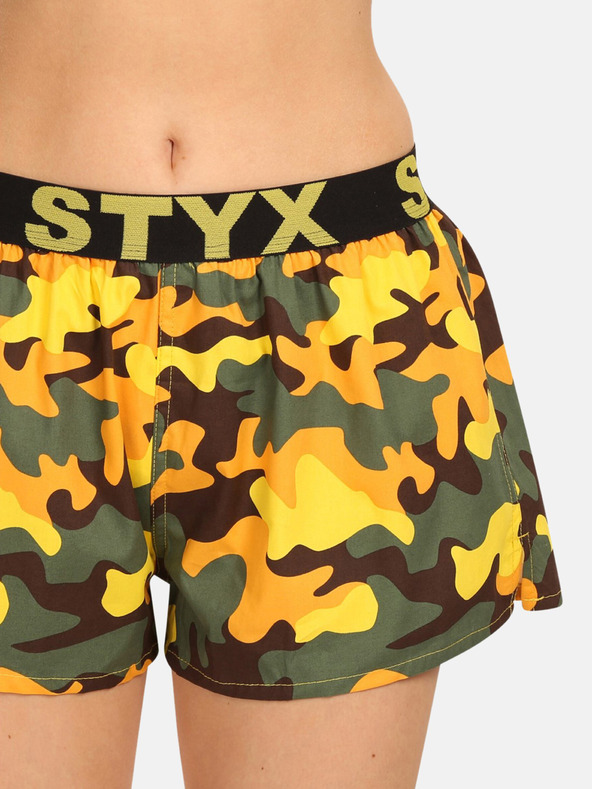 Styx Zeleno-rumene ženske kratke hlače za spanje z vzorcem Styx Camouflage
