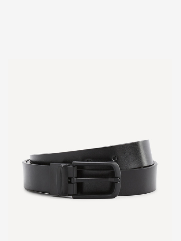 Celio Črn pas Celio Vinera