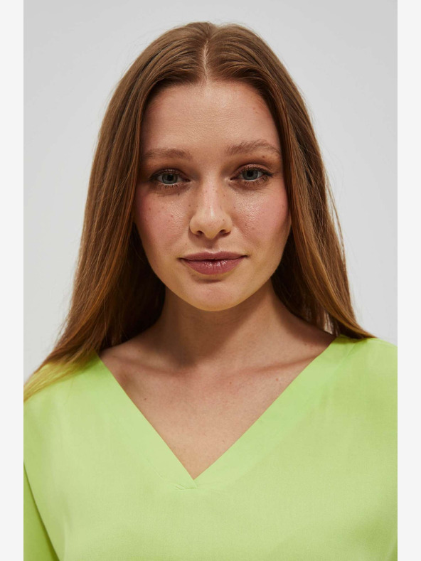 Moodo Zelena majica z V-izrezom Moodo