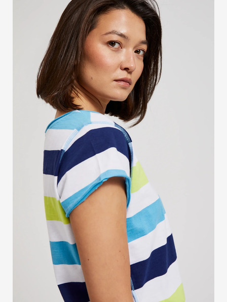 Moodo Bela in turkizna majica Moodo