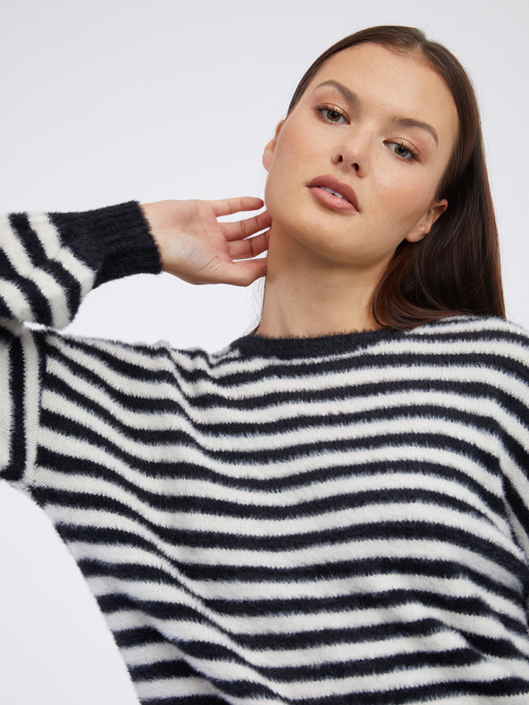 ONLY Belo-črni črtasti ženski pulover ONLY Piumo