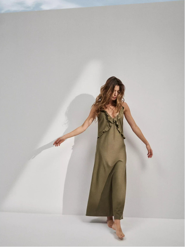 Moodo Zelena obleka iz viskoze z volančki Moodo