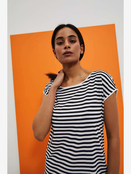 Moodo Bela in črna črtasta obleka Moodo