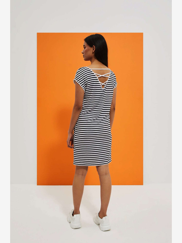 Moodo Bela in črna črtasta obleka Moodo