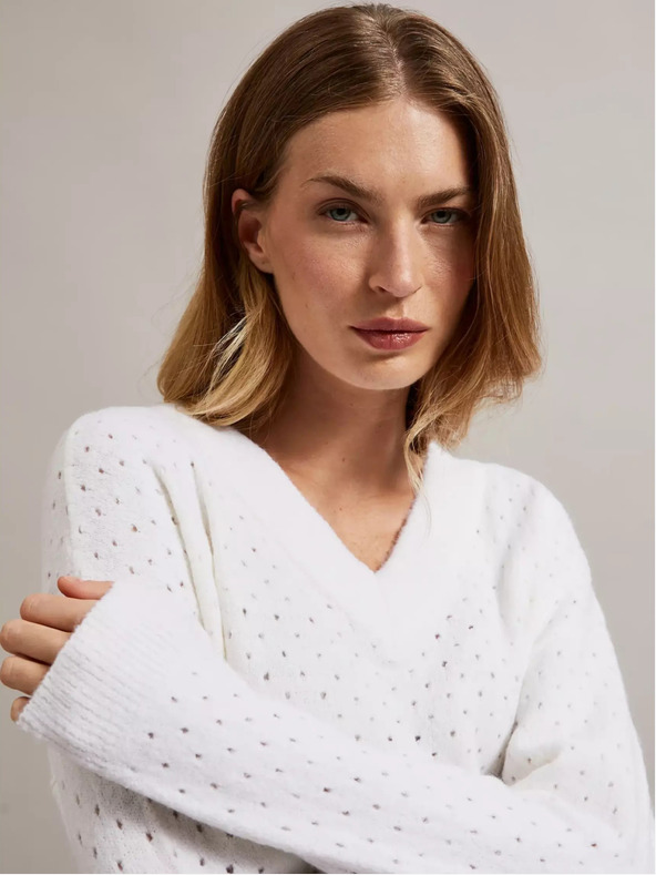 Moodo Beli pulover Moodo z odprtim vratom v obliki črke V