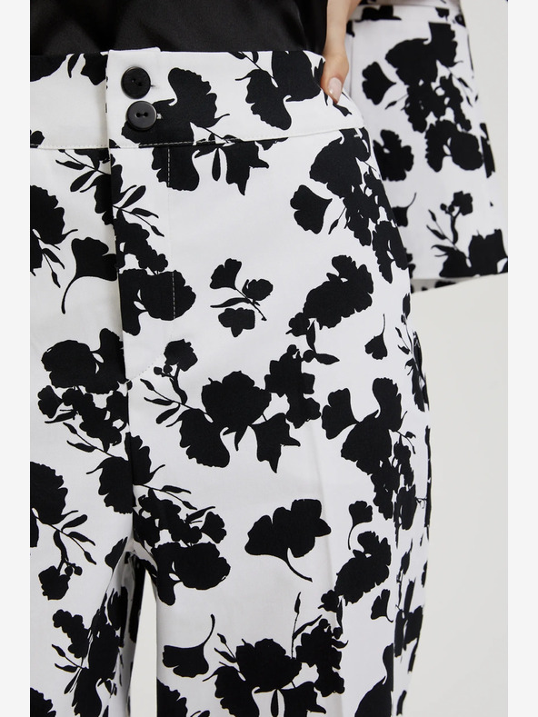 Moodo Moodo Ženske črno-bele hlače s cvetlicami