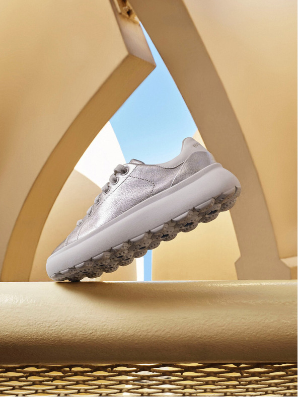 Geox Zlate ženske superge Geox Spherica EC4.1