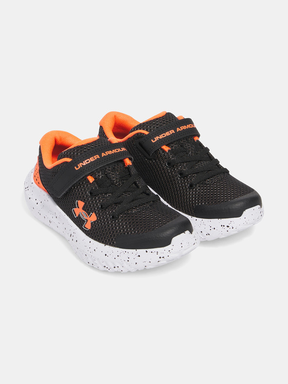 Under Armour Deški čevlji Under Armour UA BPS Surge 4 AC-BLK